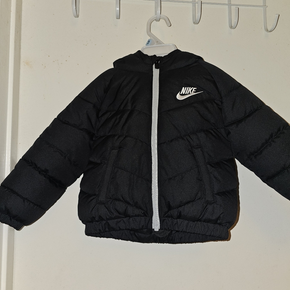 Nike Kids Black Puffer Jacket 18 Months LIKE NEW!!